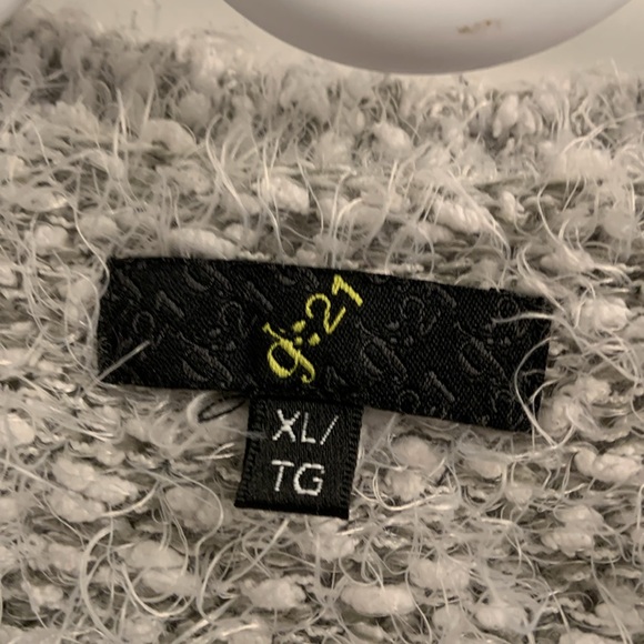 Fuzzy knitted sweater g21 - Picture 2 of 6